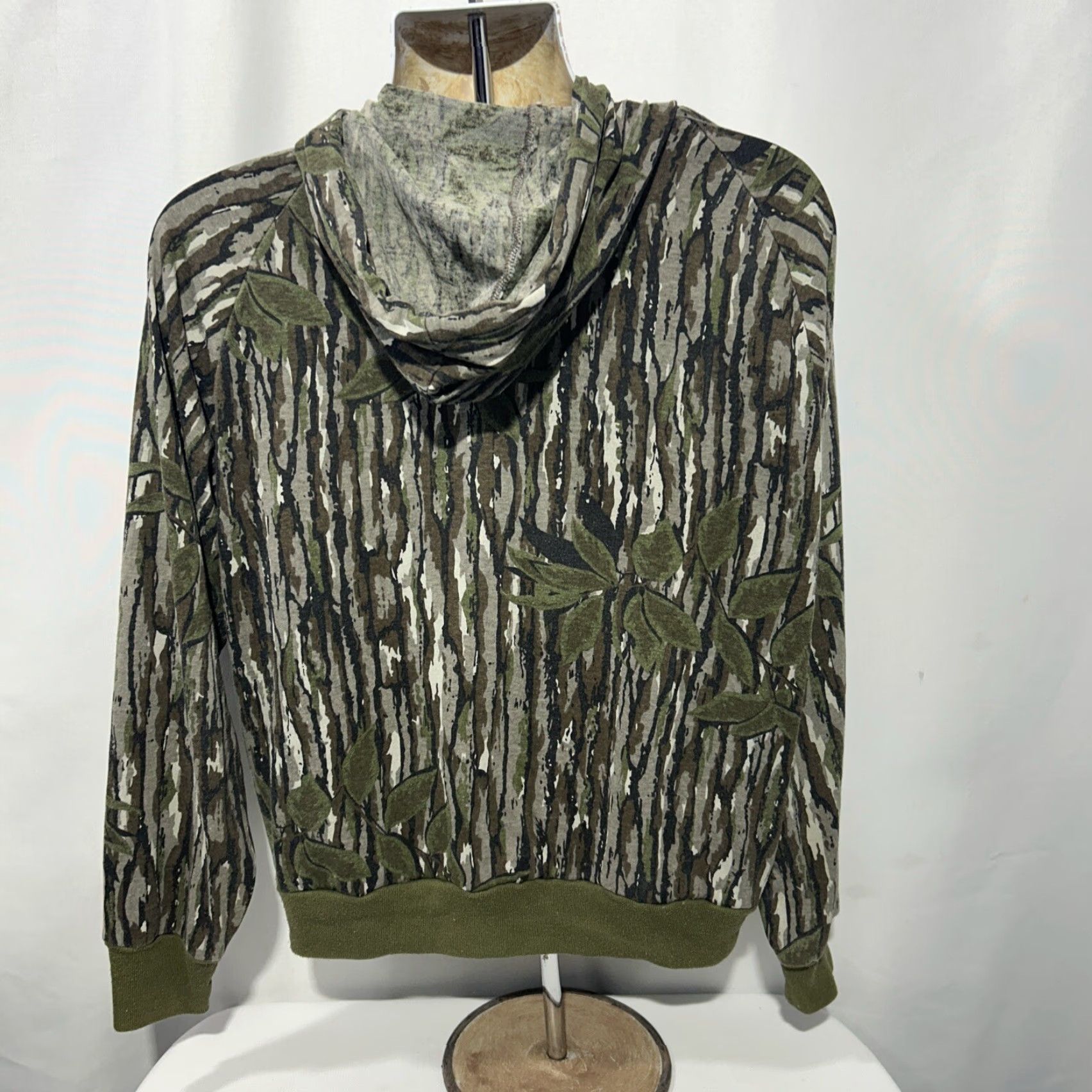 Walls VINTAGE RealTree Treebark Camo Zip Up Hoodie Jacket Mens M Green Sweatshirt Full Zip Size US M / EU 48-50 / 2 - 3 Thumbnail
