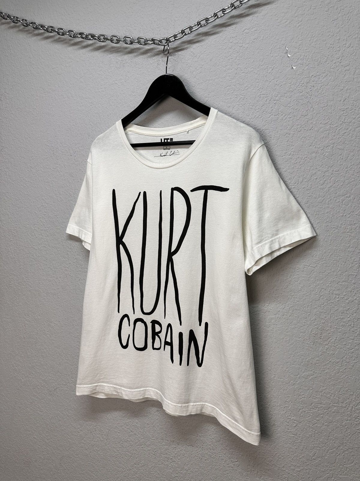 Other Uniqlo Kurt Cobain Nirvana Uniqlo Band Tee Ceazy Travis Y2K Size US L / EU 52-54 / 3 - 4 Thumbnail