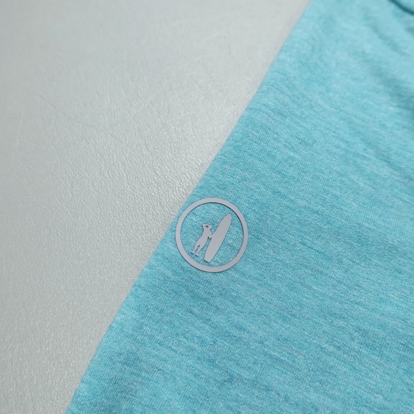 johnnie-O johnnie-O Hoodie Mens M Haze Remmy Lightweight Performance Men Size JMHD1180 Size US M / EU 48-50 / 2 - 4 Thumbnail