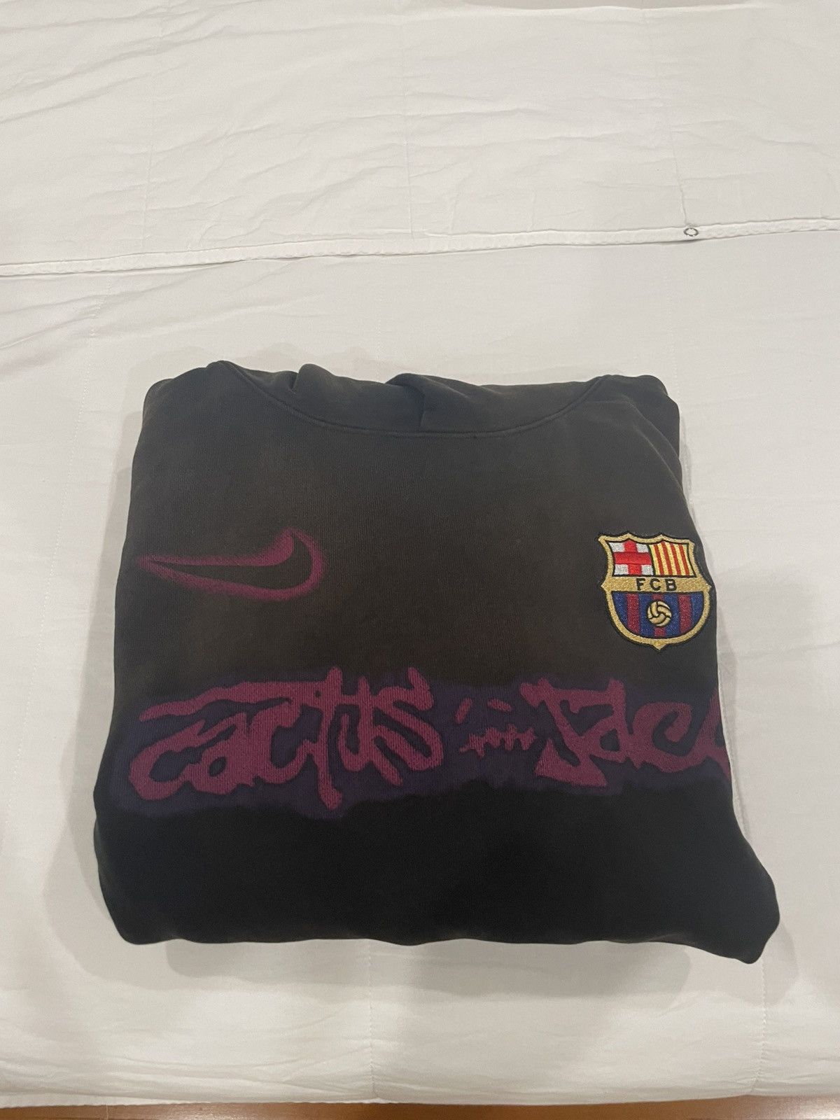 Travis Scott CJ X NIKE X FCB Spray Logo Hoodie Size US M / EU 48-50 / 2 - 2 Thumbnail