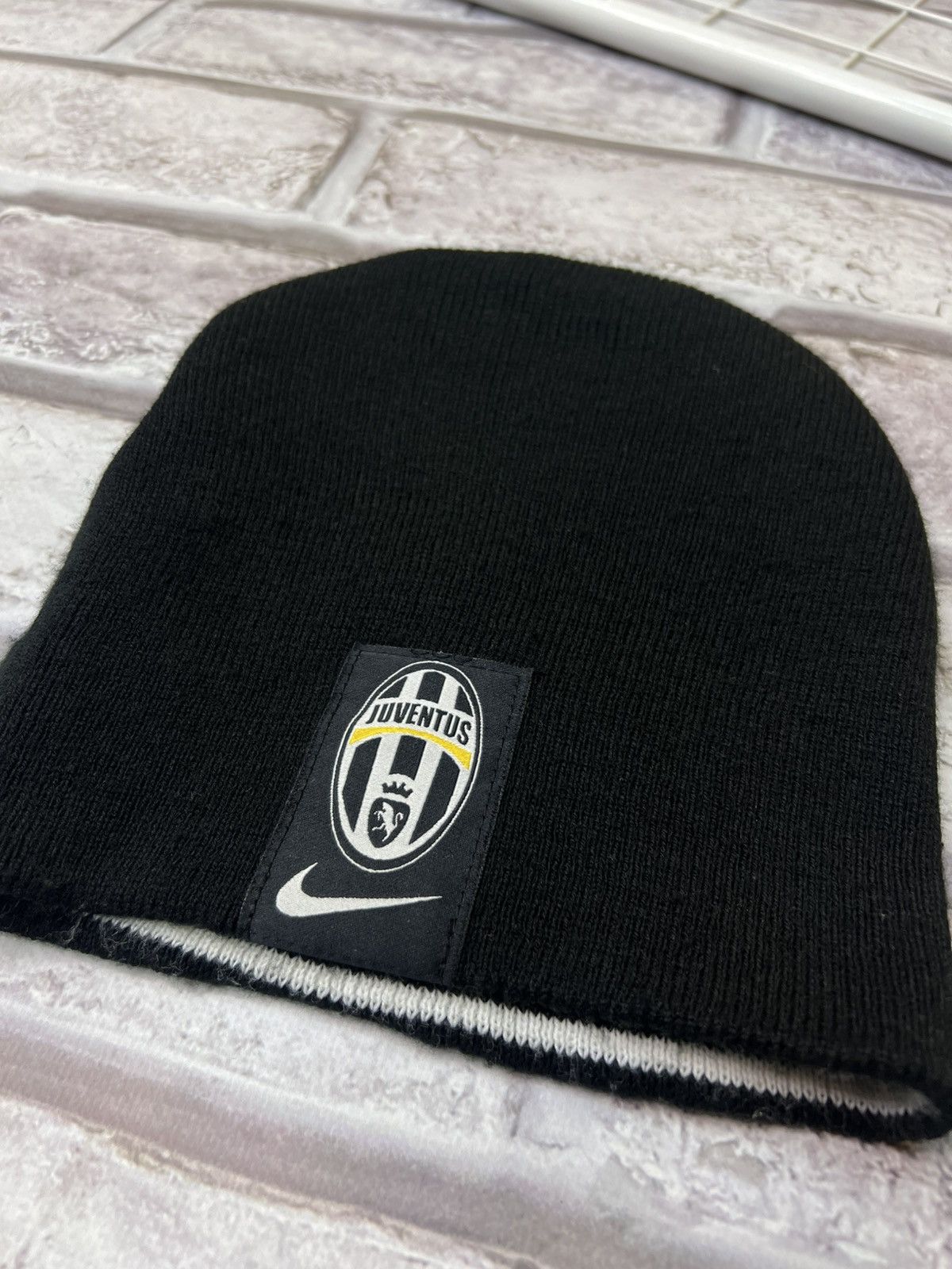 Nike × Vintage Nike Vintage Juventus Winter Hat Size ONE SIZE - 3 Thumbnail
