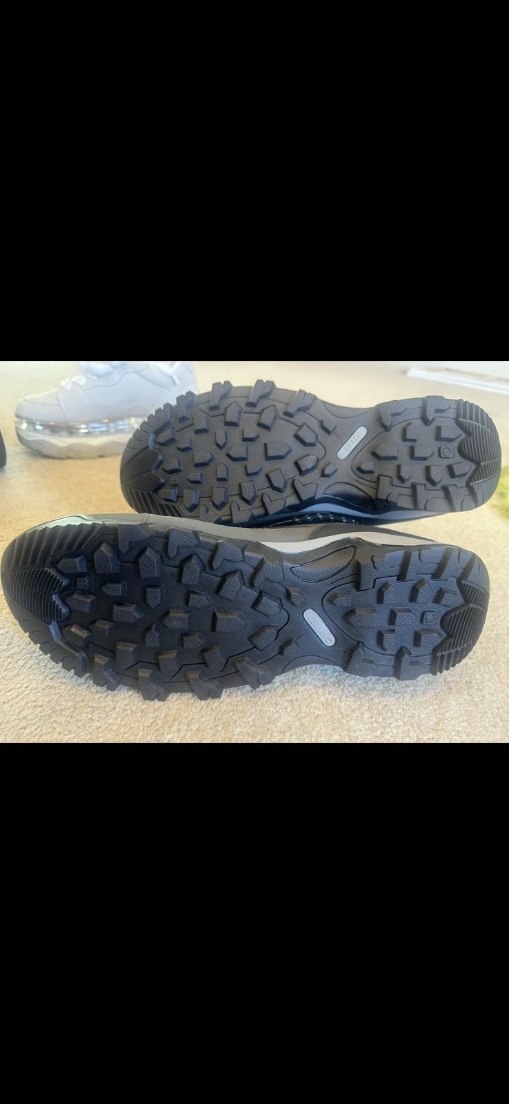 Hi Tec Hi-tec mens black and grey hiking boots Size US 12 / EU 45 - 5 Thumbnail