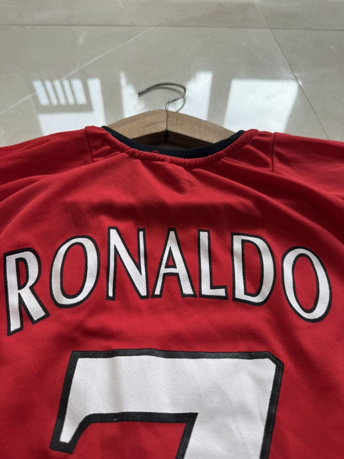 Nike Ronaldo #7 Manchester United 2002-2004 Bootleg Soccer Jersey Size US XL / EU 56 / 4 - 8 Thumbnail