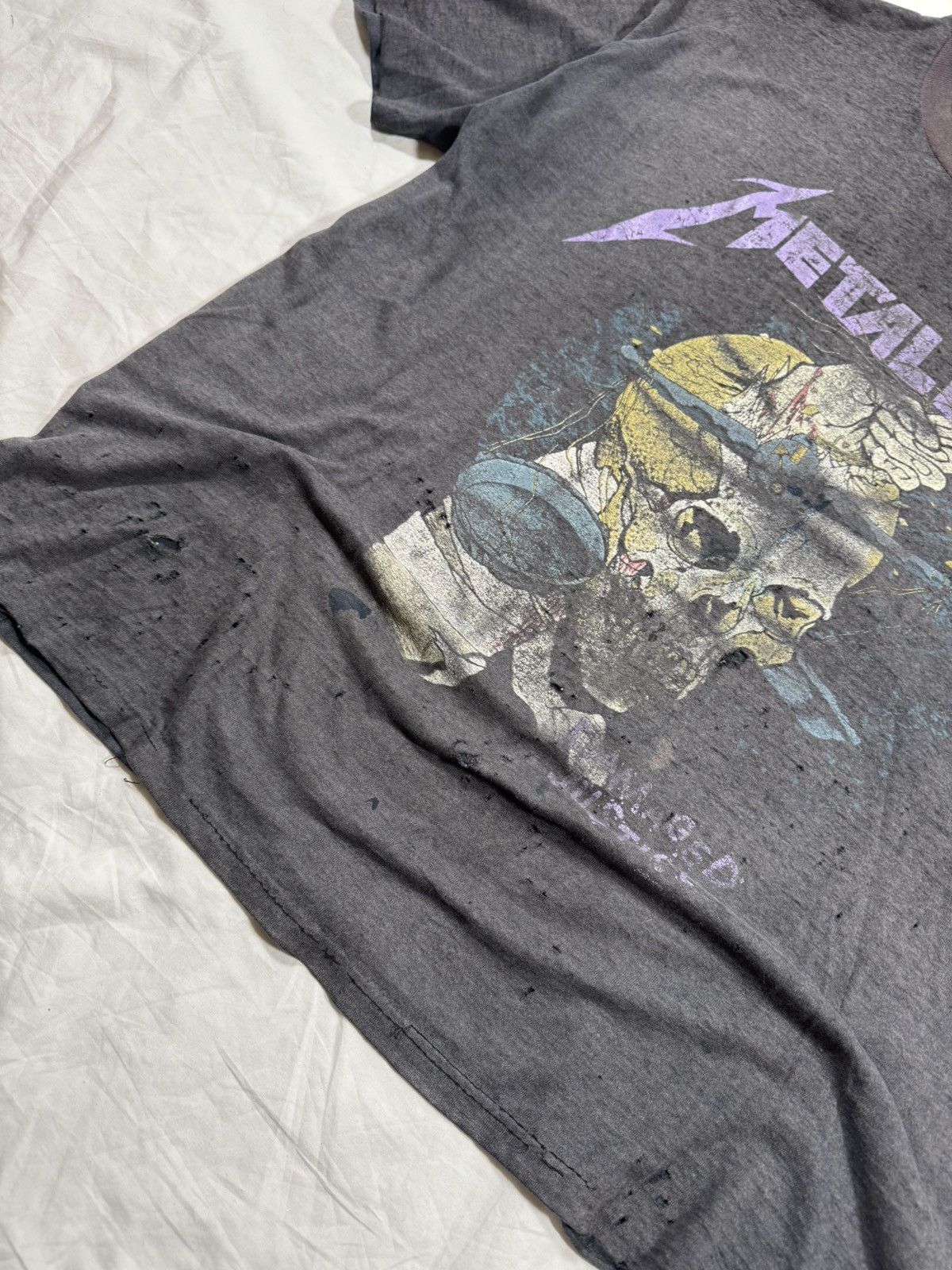 Band Tees Vintage 80s Metallica Pushead Thrashed ERD Style Band Tee Size US XL / EU 56 / 4 - 4 Thumbnail