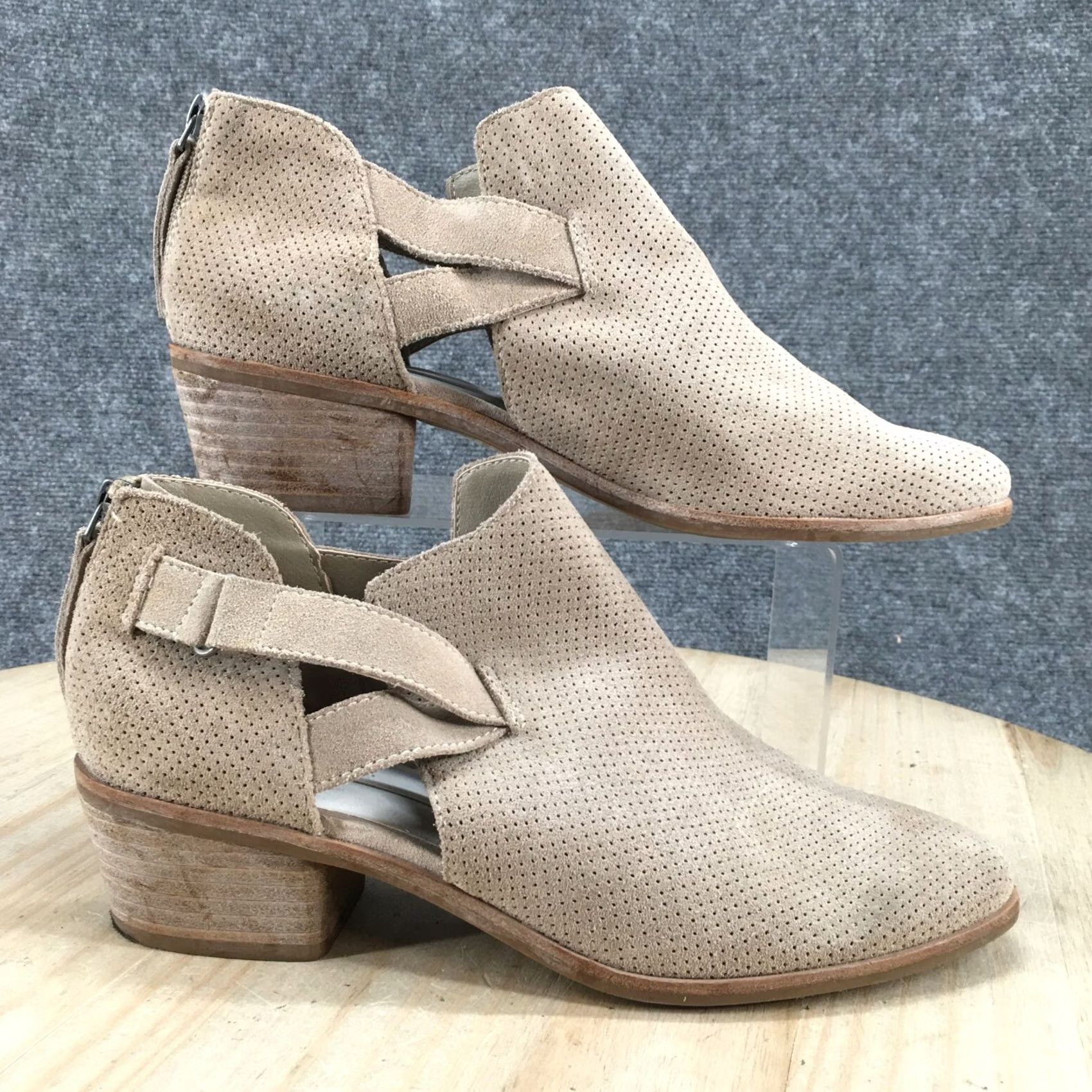 Dolce Vita Dolce Vita Koree Boots Womens 10 Casual Back Zip Ankle Suede Brown (Brown) Boots Womens 10 Casual Back Zip Ankle Suede Brown DK Size US 10 / IT 40 - 2 Thumbnail