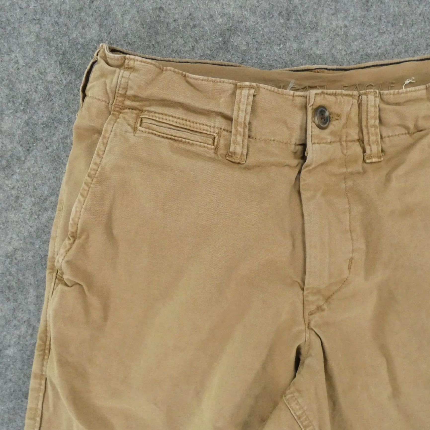American Eagle Outfitters American Eagle Shorts Mens 26 Next Level Flex Classic Khaki Flat Front Chino Size US 27 - 2 Thumbnail