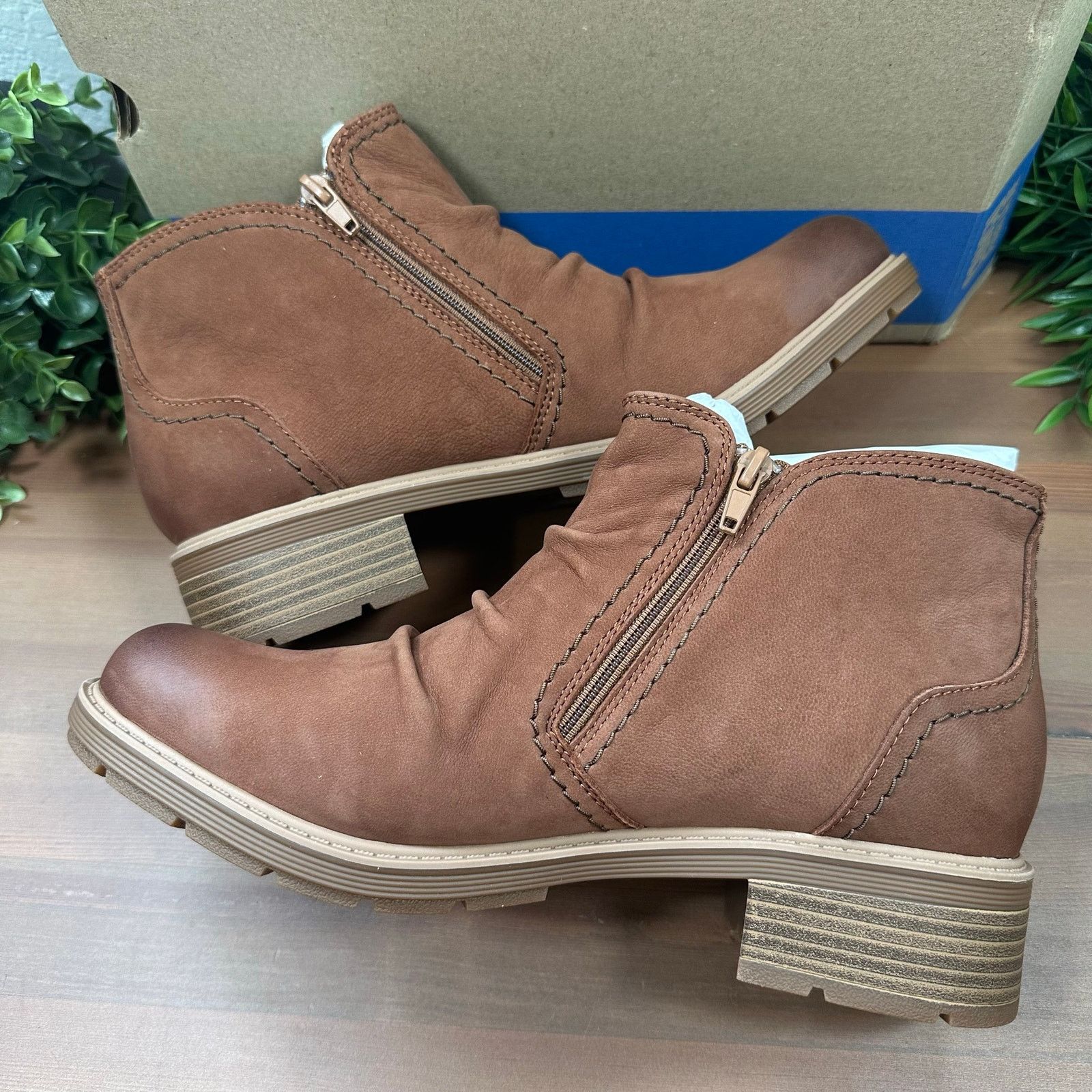 Clarks Clarks Collection Hearth Clara Leather Ankle Boots Tan Size US 11 / IT 41 - 7 Thumbnail