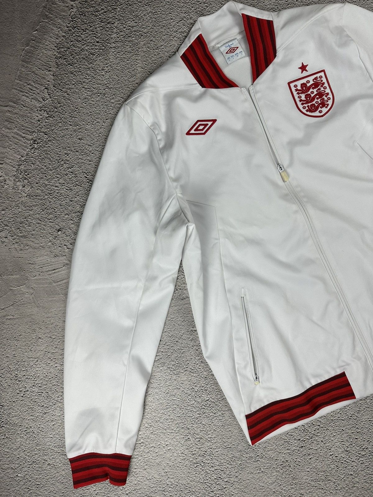 Umbro Umbro England 2012/2013 White Jacket Blockcore Football ⚽️ Size US L / EU 52-54 / 3 - 3 Thumbnail