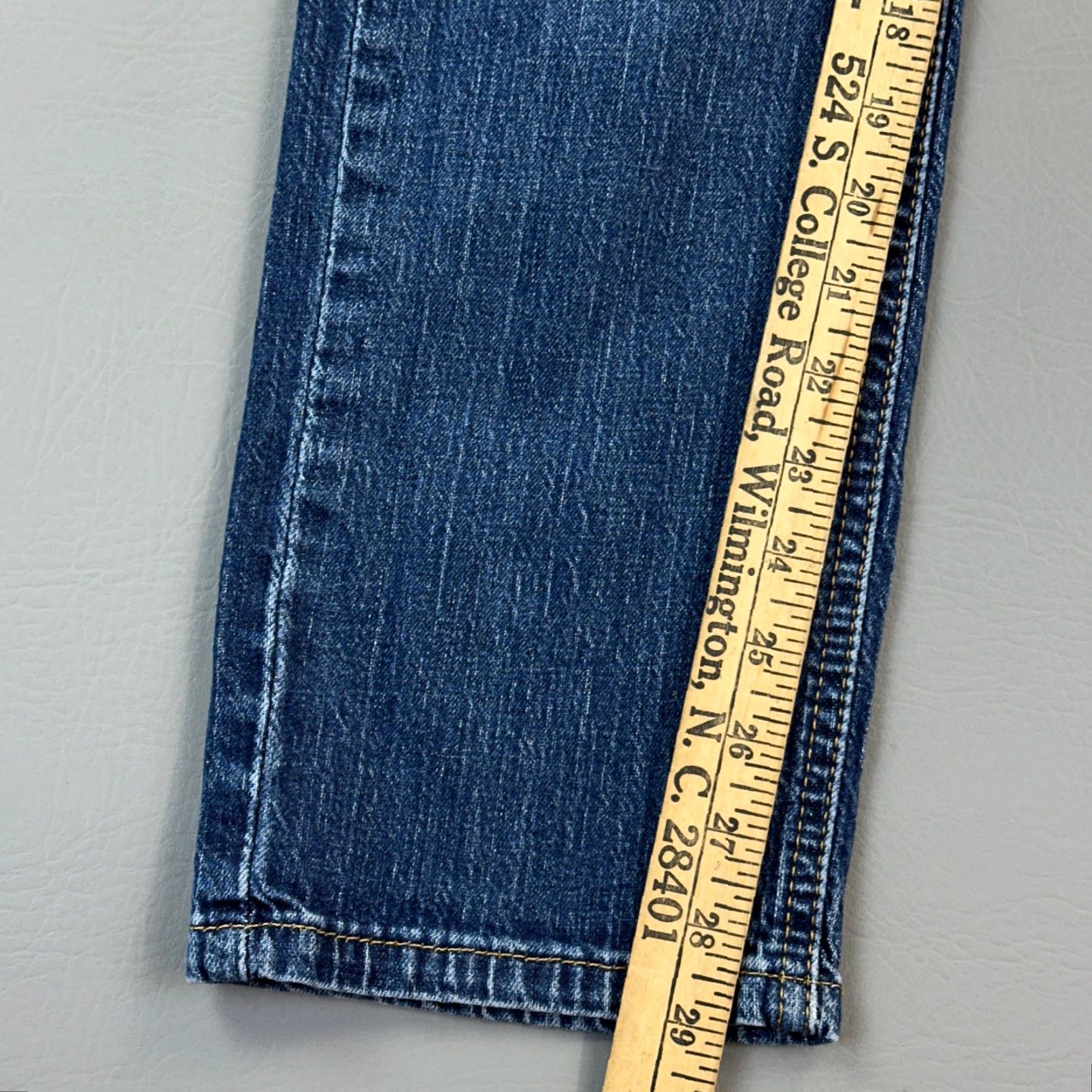 Levi's Levis 541 Jeans Mens 29x29 Blue Dark Wash Denim Athletic Taper Stretch 90s Cowboys Retro USA Jeans Mens Size US 29 - 3 Thumbnail