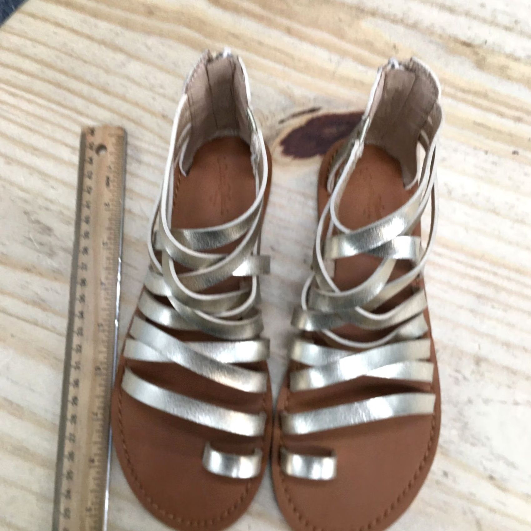 Vintage Universal Thread Sandals Womens 6 Gold Gladiator Strappy Back Zip Casual NEW Size US 6 / IT 36 - 5 Thumbnail