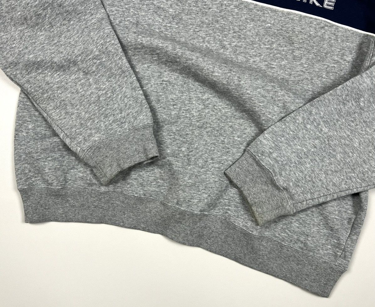 Nike × Vintage Vintage Nike Logo Cotton Grey Sweatshirt Y2k Men’s Size L Size US L / EU 52-54 / 3 - 9 Thumbnail