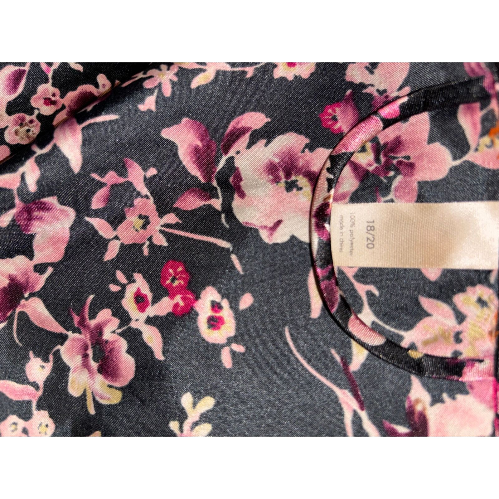 The Unbranded Brand Cacique 2 Piece Floral Satin Robe/Cover Up Size (18-20) Size ONE SIZE - 8 Thumbnail