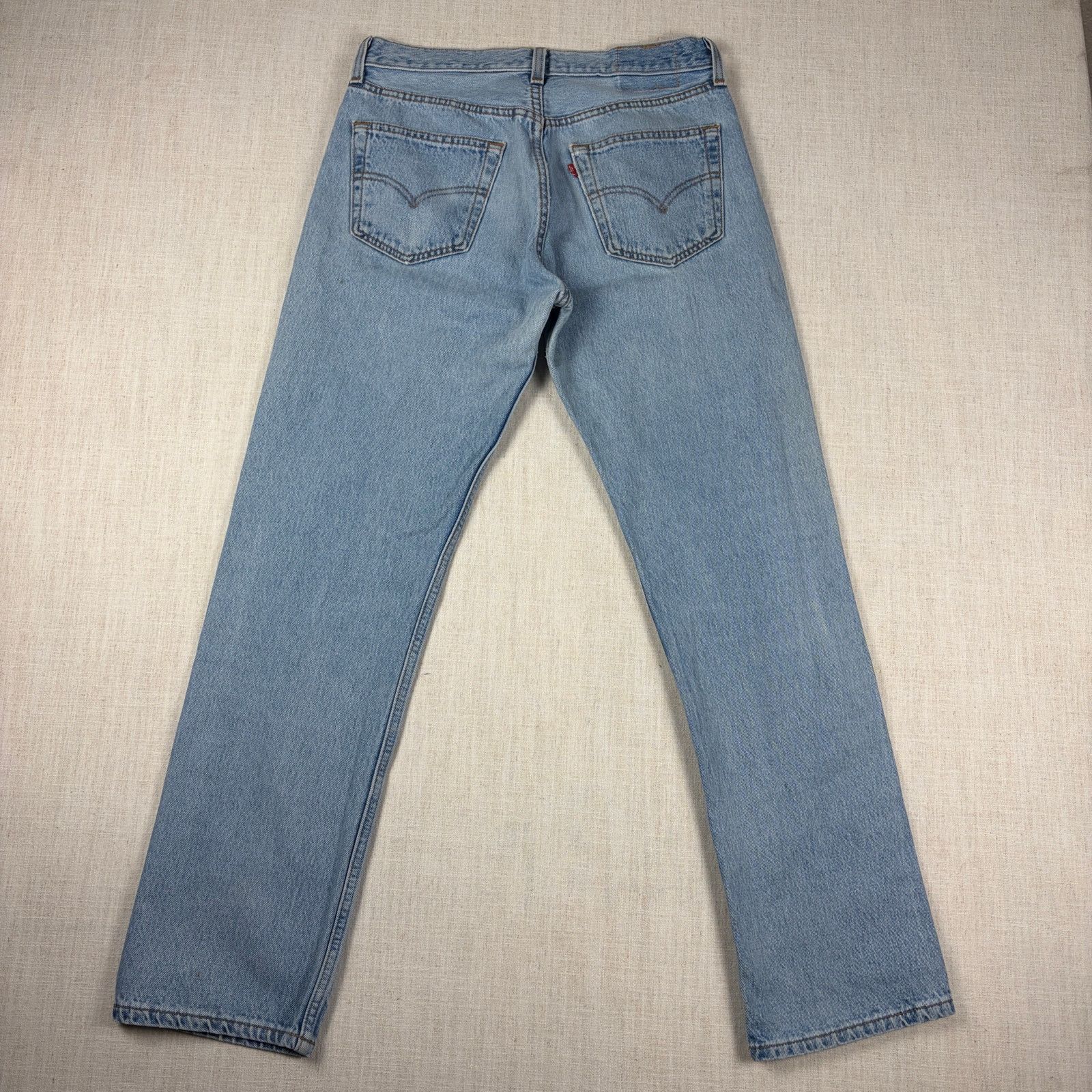 Levi's Vintage Levis Button Fly 501 Jeans Light Wash 33x32 Slim Fit Size US 30 / EU 46 - 10 Thumbnail
