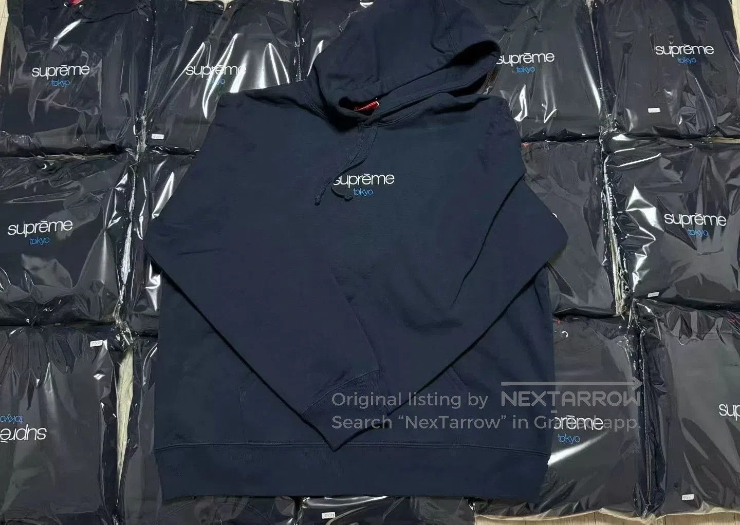 Supreme supreme tokyo限定帽衫 pullover hoodie. Size US S / EU 44-46 / 1 - 4 Thumbnail