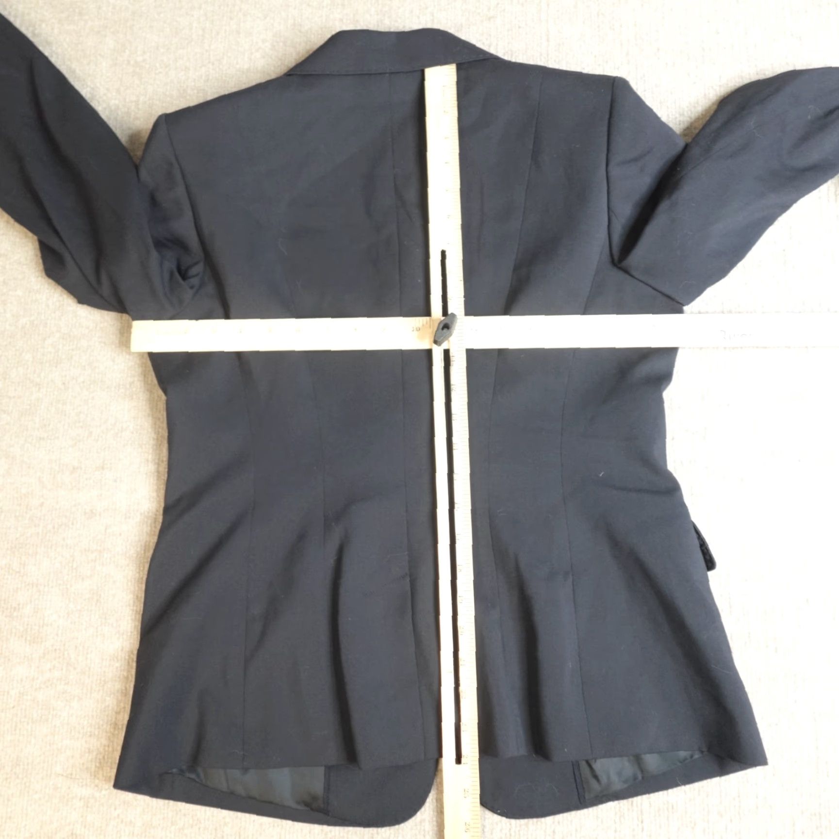 Brooks Brothers Brooks Brothers Blazer Women 10 Blue Wool Solid Button Long Sleeve Dry Clean Only Regular Size Type Blazer Size L / US 10 / IT 46 - 6 Thumbnail
