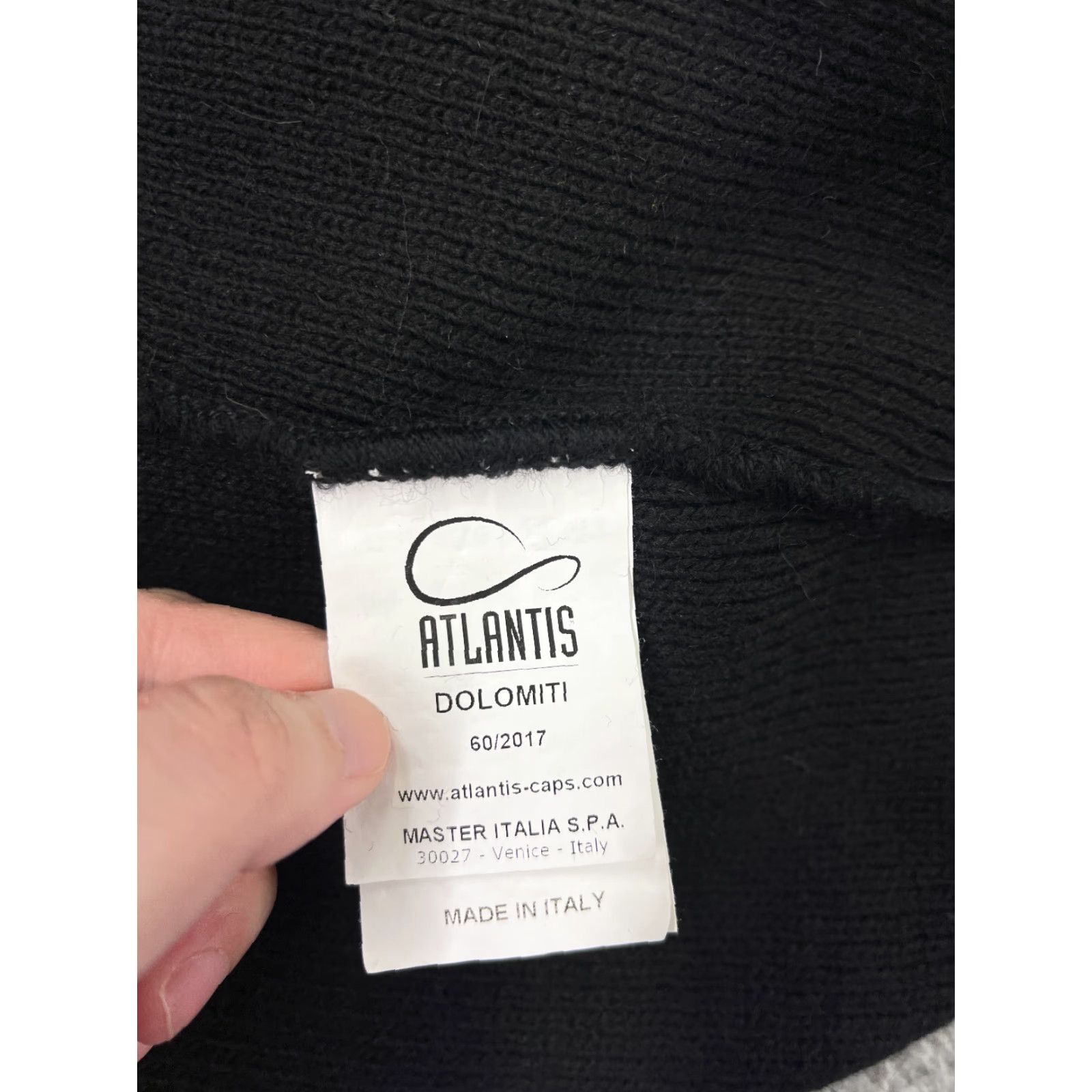 Vintage Atlantis Headwear Beanie Adult One Size Black Acrylic Wool Blend Knit Ski Hat/Cap Mens Beanie Size ONE SIZE - 6 Thumbnail