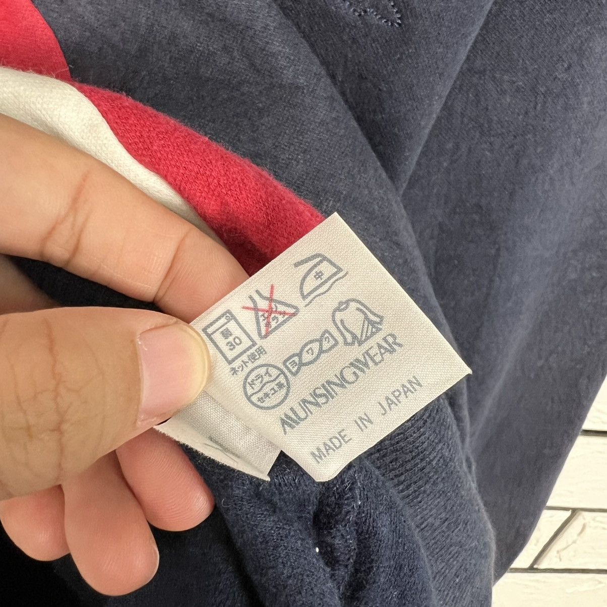 Japanese Brand MUNSINGWEAR Embroidered Big Logo Sweatshirt #4246-C193 Size US L / EU 52-54 / 3 - 11 Thumbnail