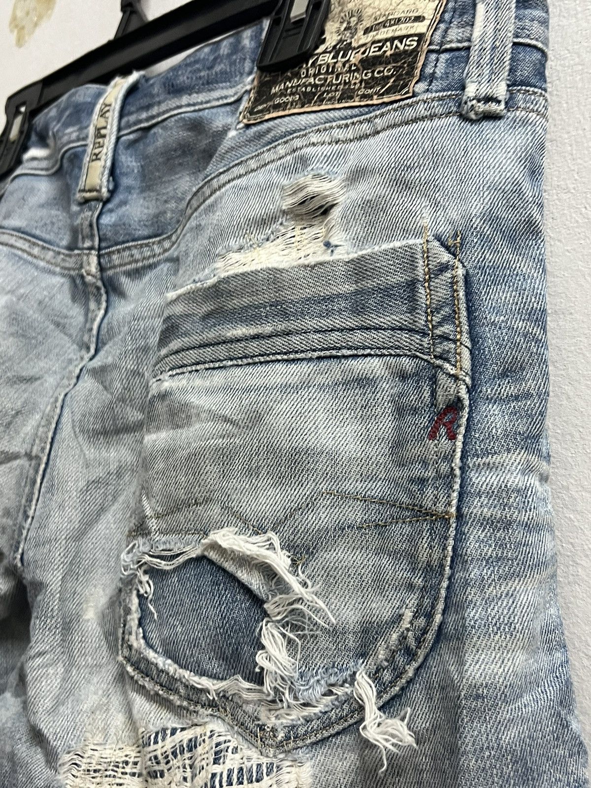 Replay × Vintage REPLAY DENIM DISTREES BUTTON FLY Size US 32 / EU 48 - 10 Thumbnail