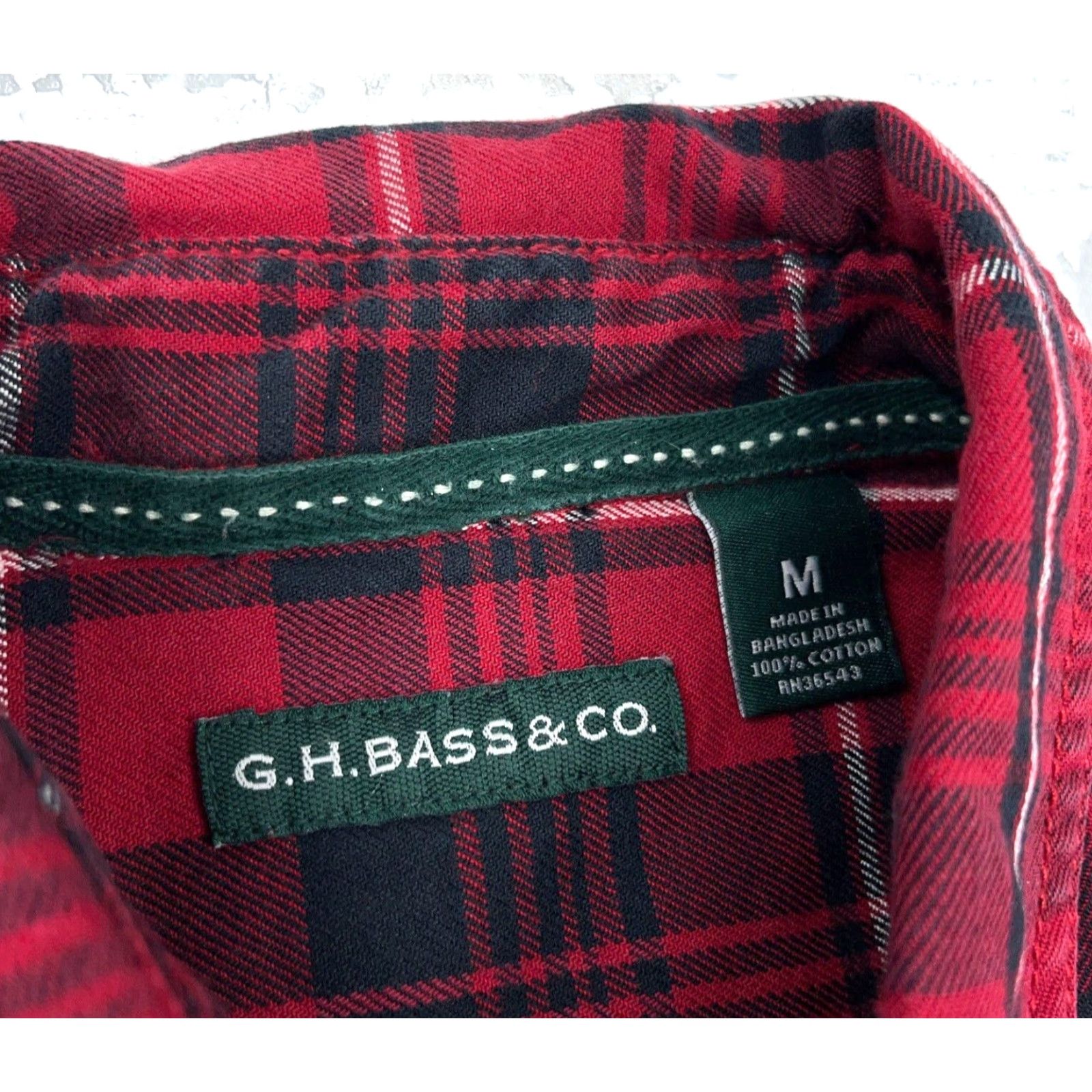 Vintage G.H. Bass & Co. Shirt Men M Red Black Flannel Plaid Button-Up Casual Workwear Modern Classic Preppy Members Mens Size US M / EU 48-50 / 2 - 4 Thumbnail