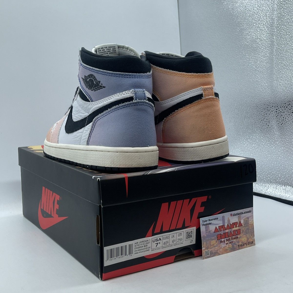 Nike Air Jordan 1 high skyline Size US 7.5 / EU 40-41 - 4 Thumbnail