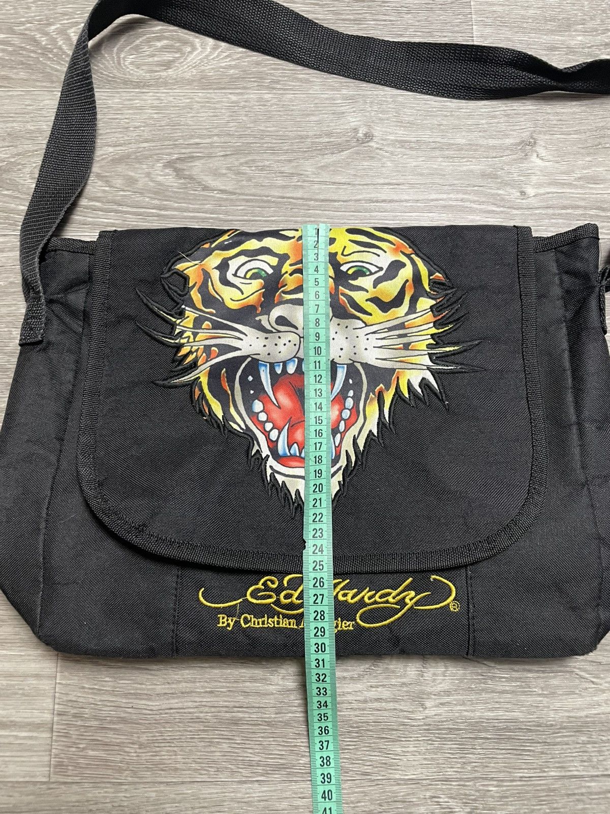 Ed Hardy Vintage Black Tiger Messenger Bag Y2K Streetwear Size ONE SIZE - 25 Thumbnail