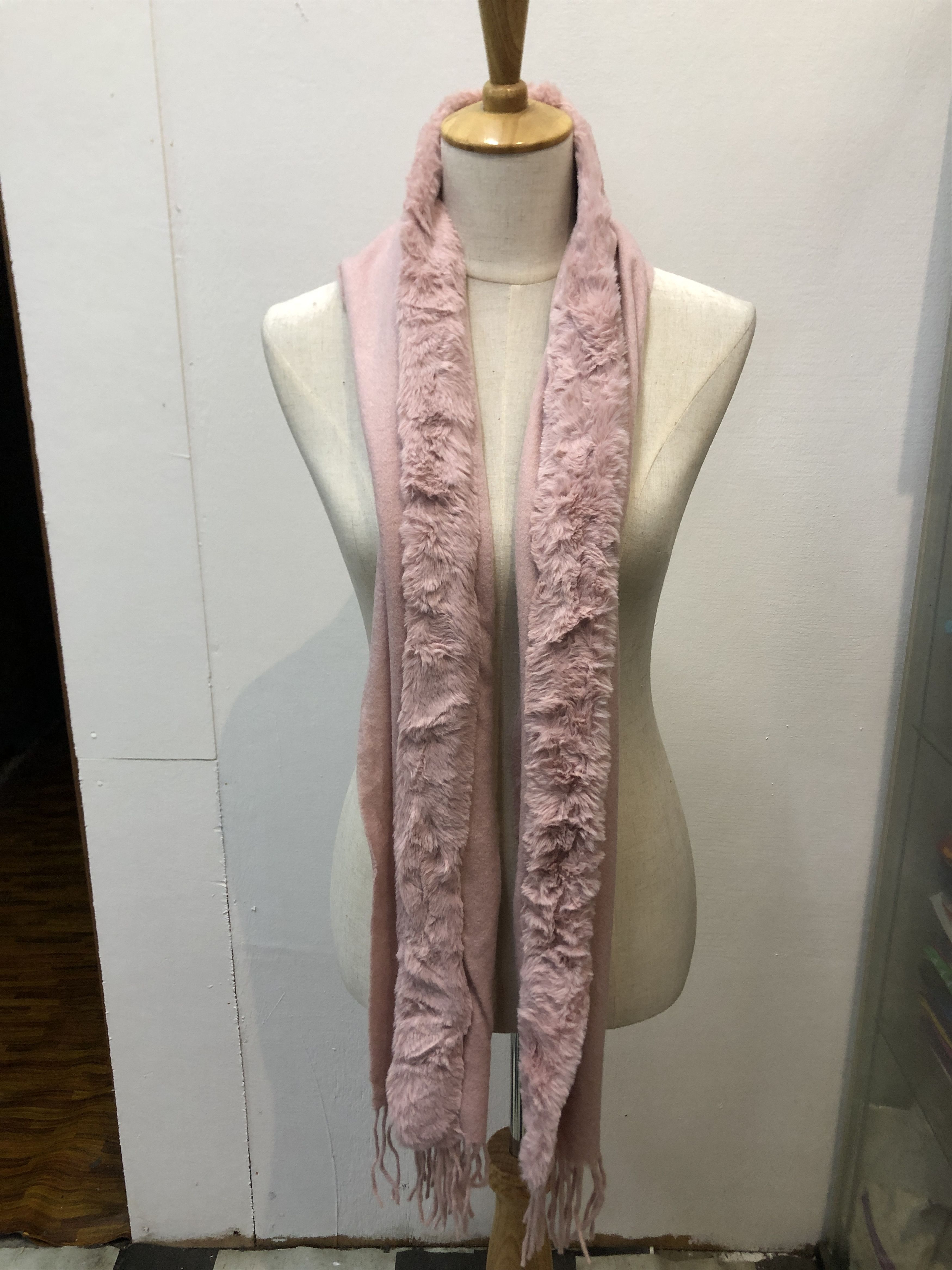 Furla Furla Cashmere Scarf / Muffler / Neckwear P823 Size ONE SIZE - 1 Thumbnail