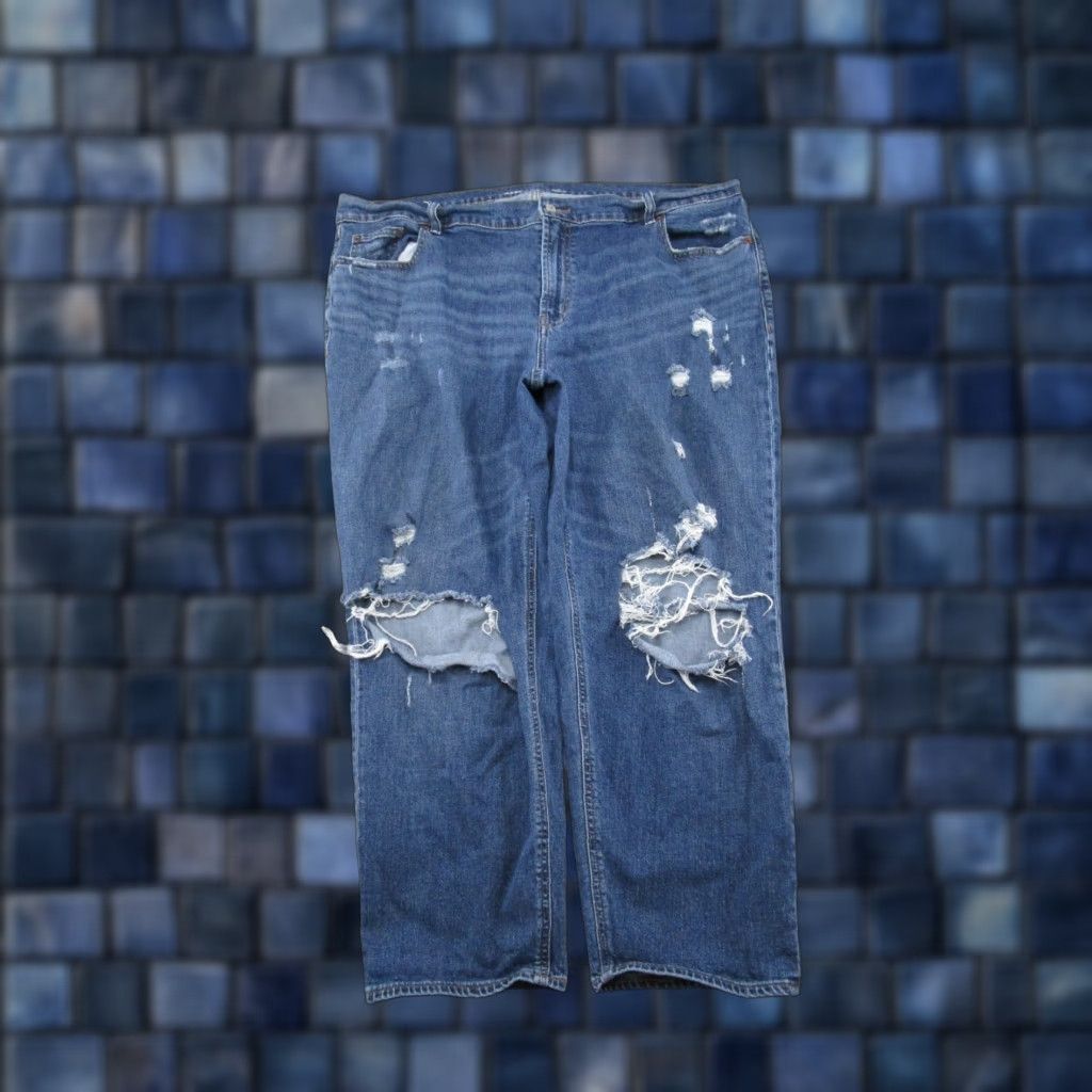 Old Navy Old Navy Distressed Denim Jeans Womens Plus Size 20 Stretch Boyfriend Mid Rise 5-Pocket Blue Size 42" / US 20 - 1 Thumbnail