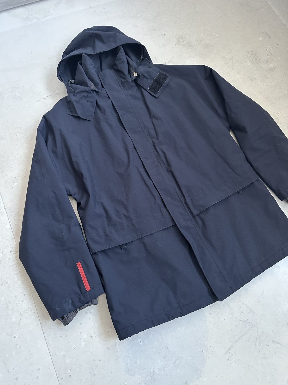 Goretex Prada Gore Tex raincoat SGV7A gorpcore y2k drill red tab Size US L / EU 52-54 / 3 - 2 Thumbnail