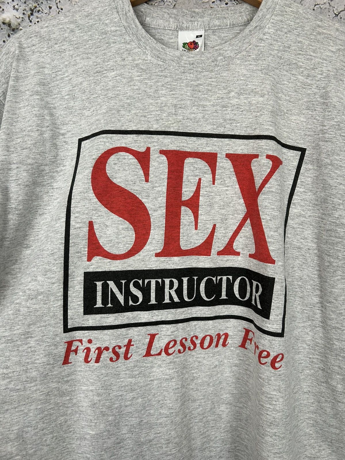 Vintage Vintage Sex Instructor Humor Graphic Tee 90s Y2K Size US M / EU 48-50 / 2 - 3 Thumbnail