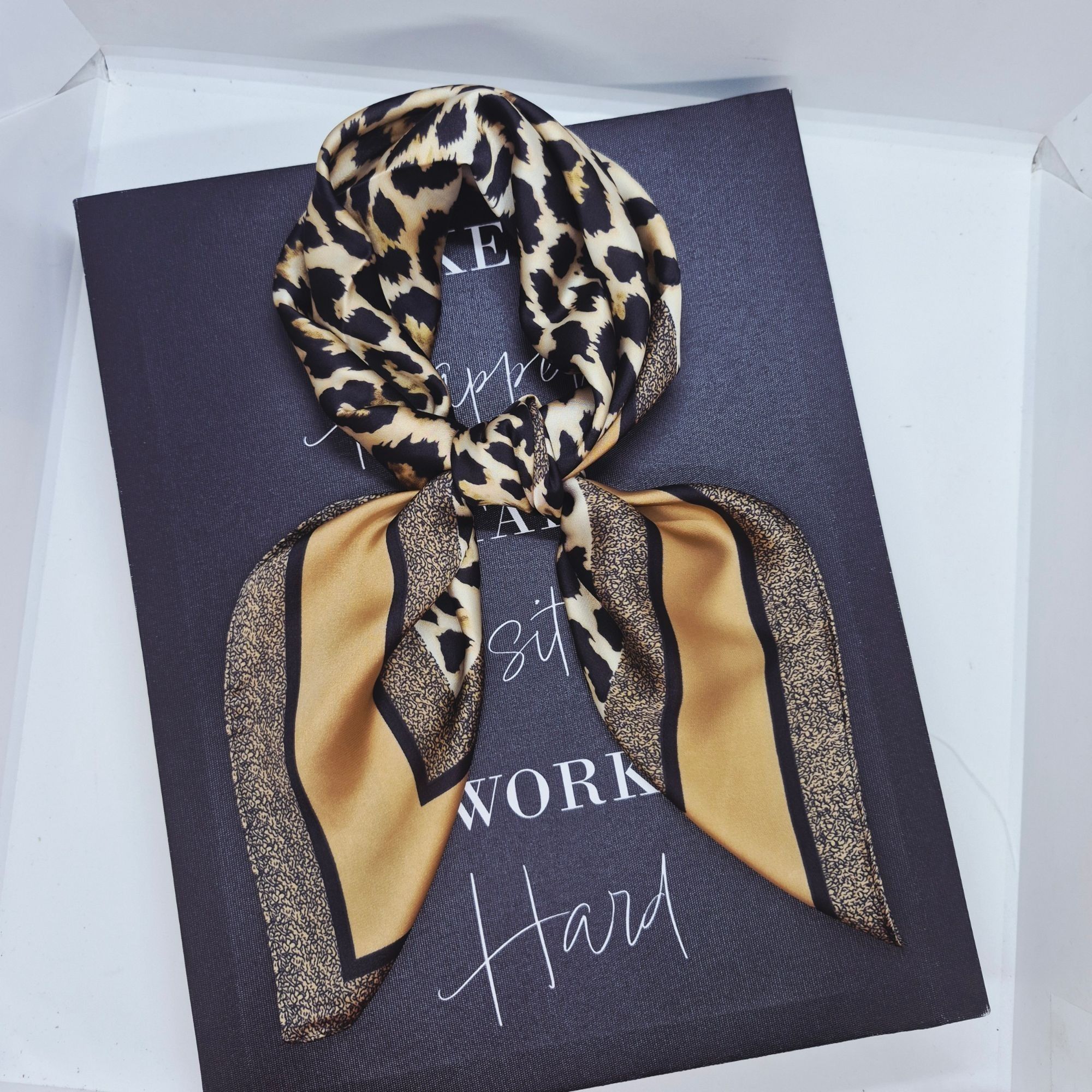 Other New Classic Bandana Square Scarf Vintage Animal Print Silk A Size ONE SIZE - 2 Thumbnail
