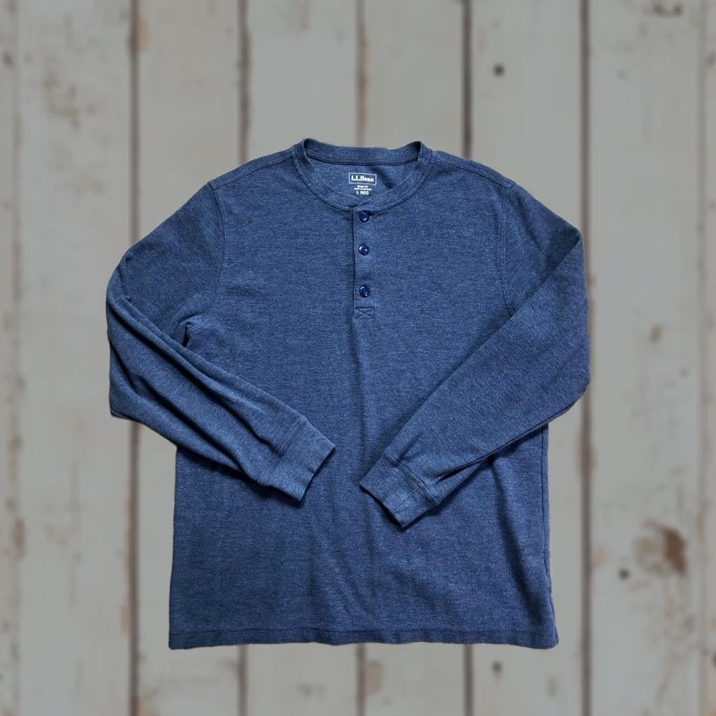 Vintage L.L.Bean Henley Shirt Mens Large Blue Long Sleeve Thermal Tee Slim Fit Tagless Size US L / EU 52-54 / 3 - 1 Thumbnail