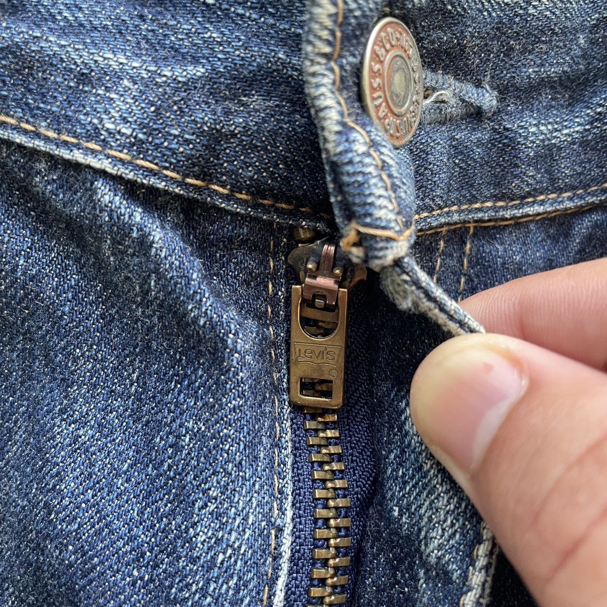 Jean × Levi's × Vintage Vintage Levi’s 510 Faded Mud Wash Jeans Pants Denim W33 Size US 33 - 7 Thumbnail