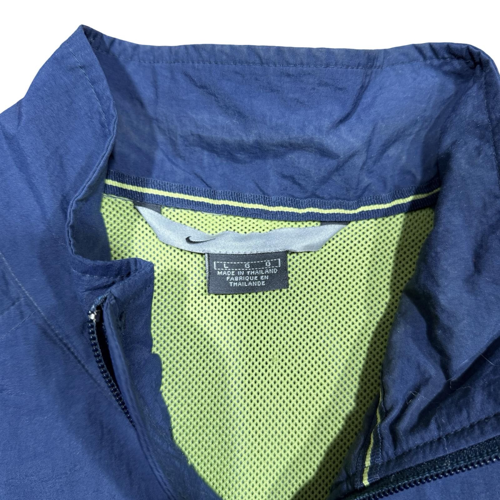 Nike Nike Men's Y2K Navy and Lime Green Windbreaker Jacket Size US L / EU 52-54 / 3 - 7 Thumbnail