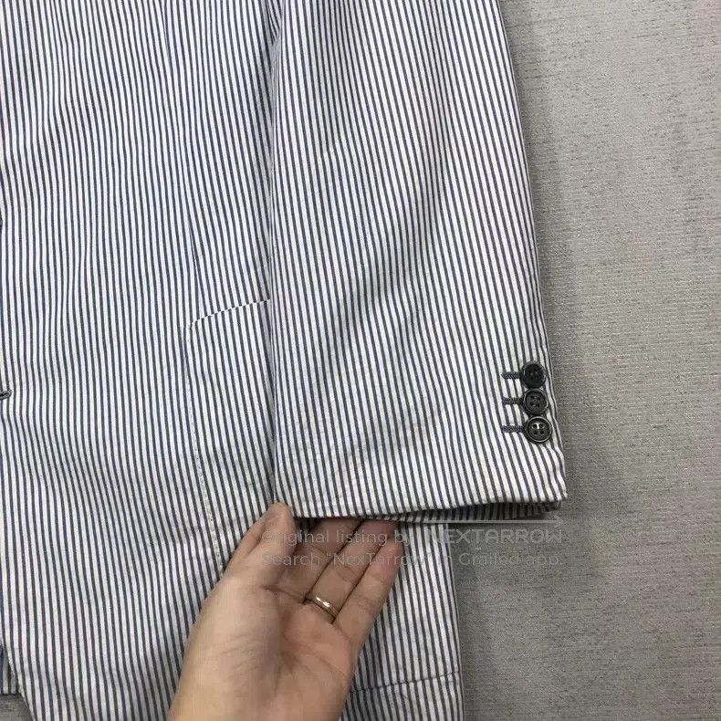 Brioni Brioni Men's Suit, Classic Blue and White Striped Size US L / EU 52-54 / 3 - 3 Thumbnail