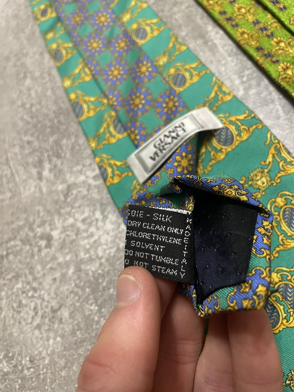 Versace x3 Vintage Gianni Versace Monogram Silk Ties Size ONE SIZE - 7 Thumbnail