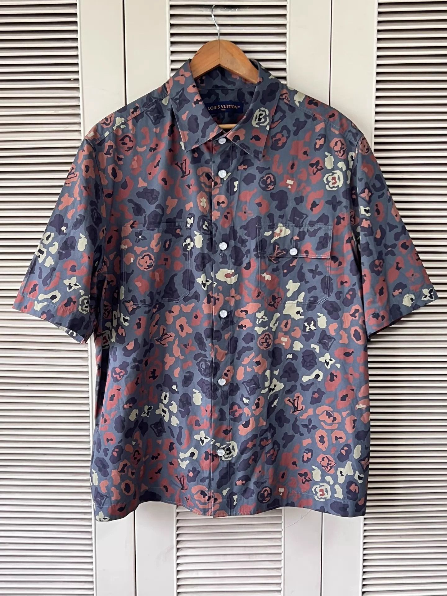 Louis Vuitton LV x Nigo Floral Camo Short Sleeve Shirt (XXL, LN) Size US XXL / EU 58 / 5 - 1 Thumbnail