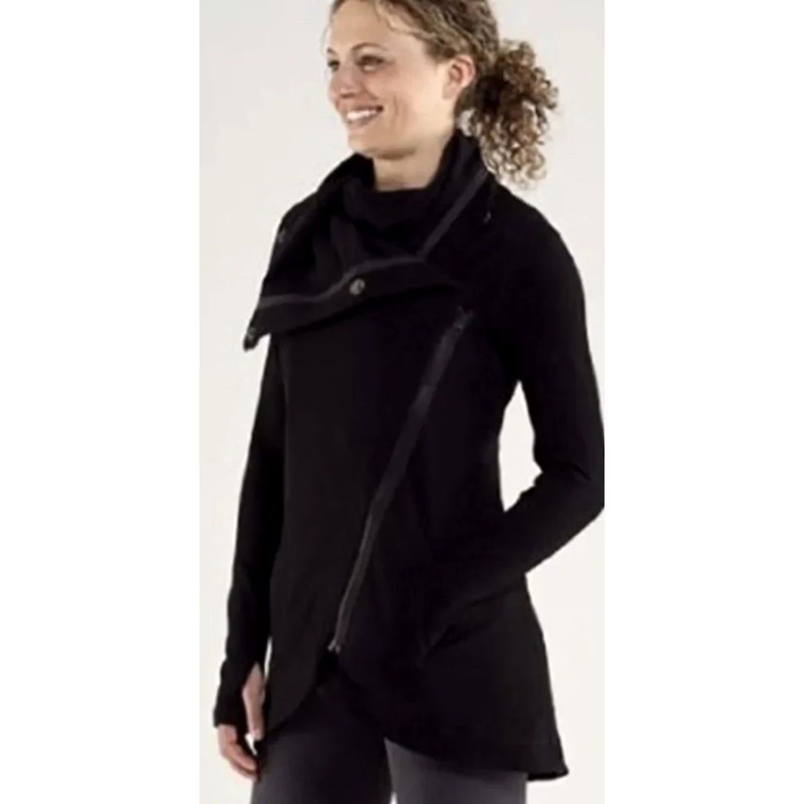 Lululemon Lululemon Method Wrap Jacket BLACK ZIP Size 6 Fall Cowl neck asymmetrical Fall Size M / US 6-8 / IT 42-44 - 2 Thumbnail