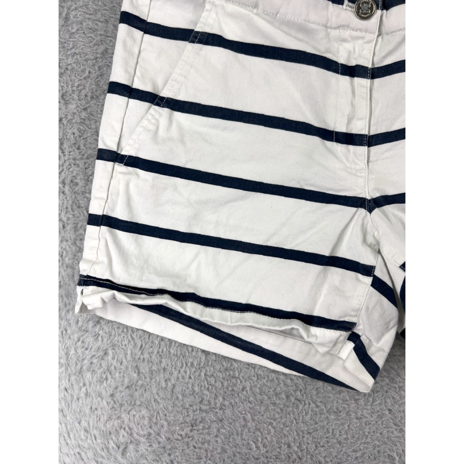 Nautica Nautica Shorts Women 6 White Stripe Twill Pockets 29x5 Cotton Blend Stretch Size 28" / US 6 / IT 42 - 6 Thumbnail