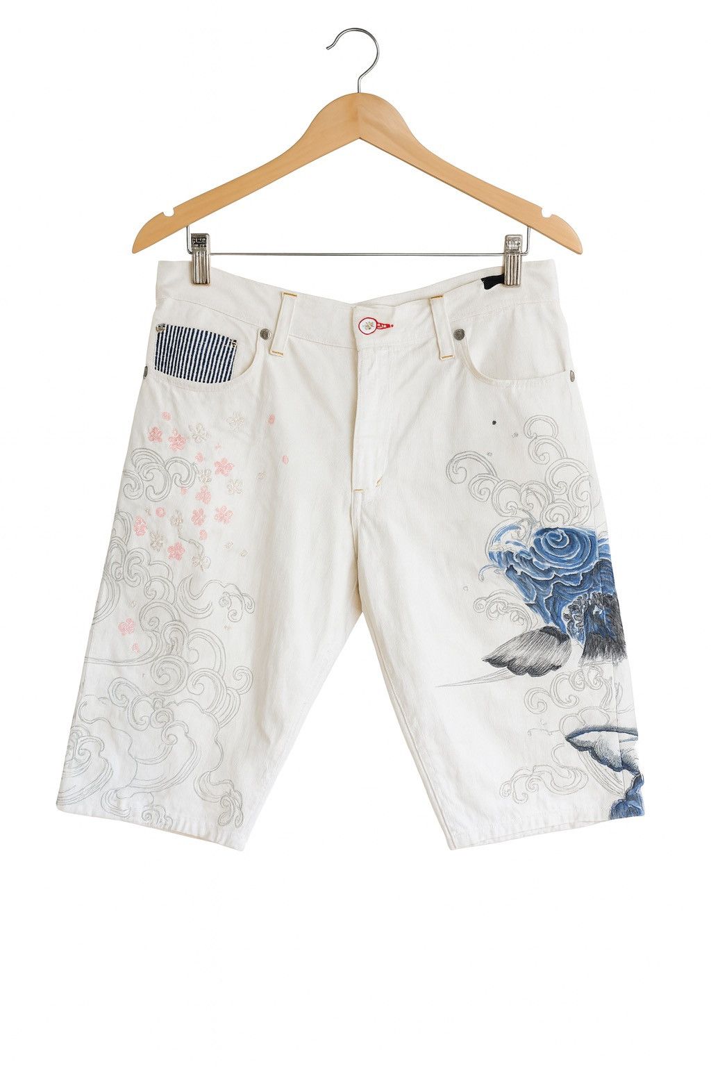 Japanese Brand Namitatsu Japanese Embroidered Koi Fish White Denim Shorts Size US 31 - 1 Thumbnail
