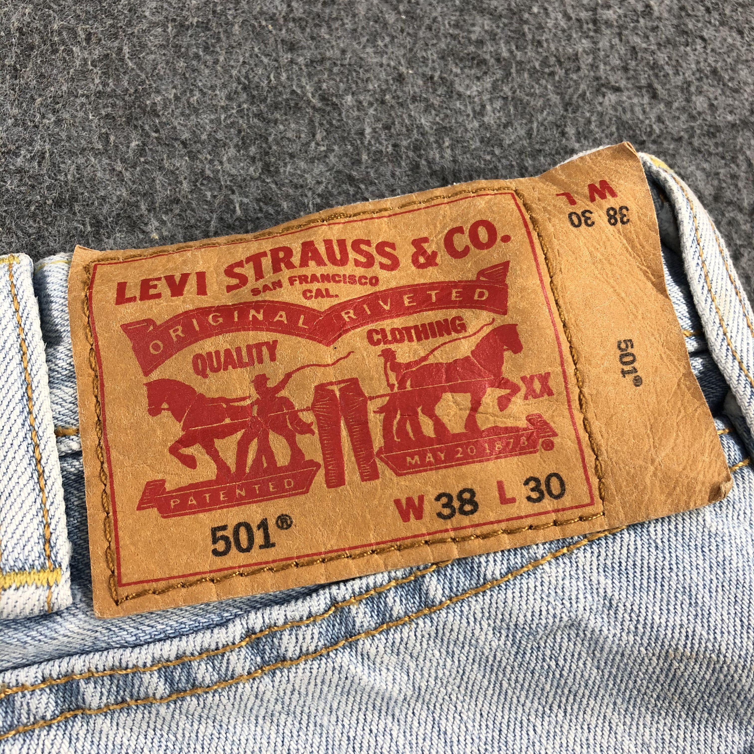 Levi's Vintage Light Wash Levis 501 Jeans-J2122 Size US 39 - 5 Thumbnail