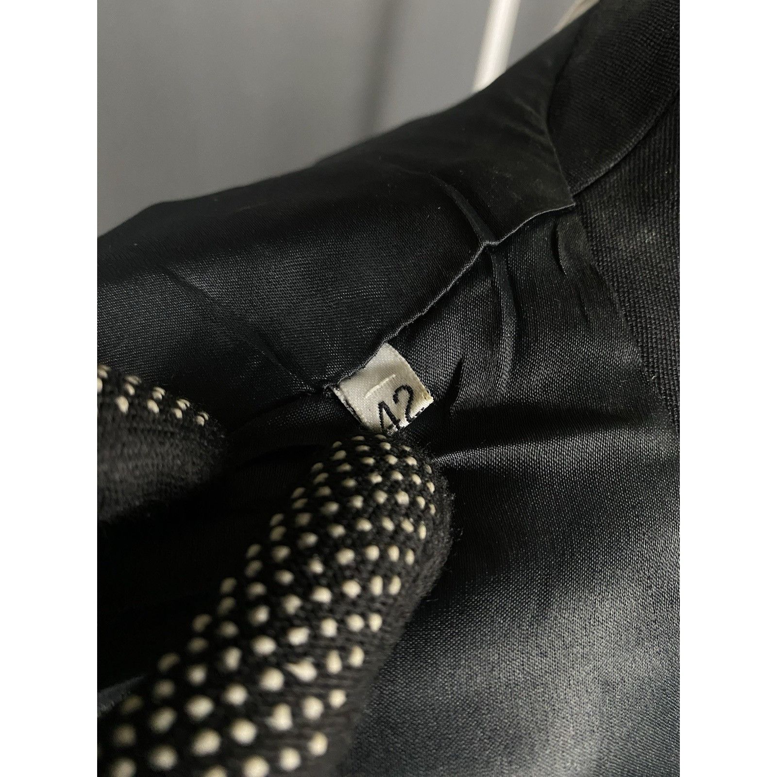 Versace RARE! Gianni Versace Vintage Women's Black Wool Silk 2 Piece Size M / US 6-8 / IT 42-44 - 11 Thumbnail