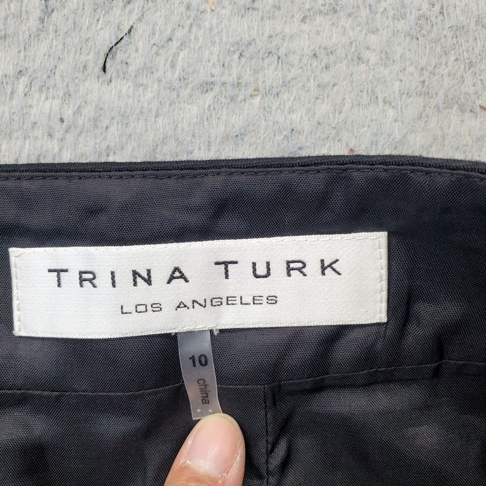 Trina Turk Trina Turk Skirt Womens 10 Black Stretch High Waist Back Zip Pencil Straight Womens Size 10 Black Stretch Pencil Skirt Size 32" / US 10 / IT 46 - 6 Thumbnail