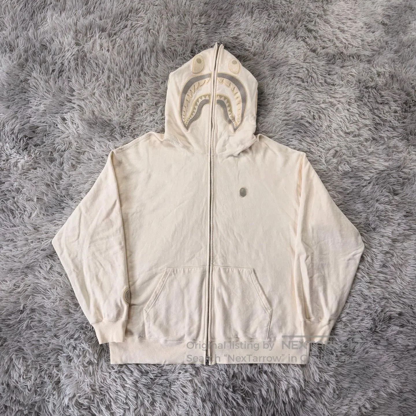 Bape bape night glow shark hoodie in cream. Size US XL / EU 56 / 4 - 1 Thumbnail