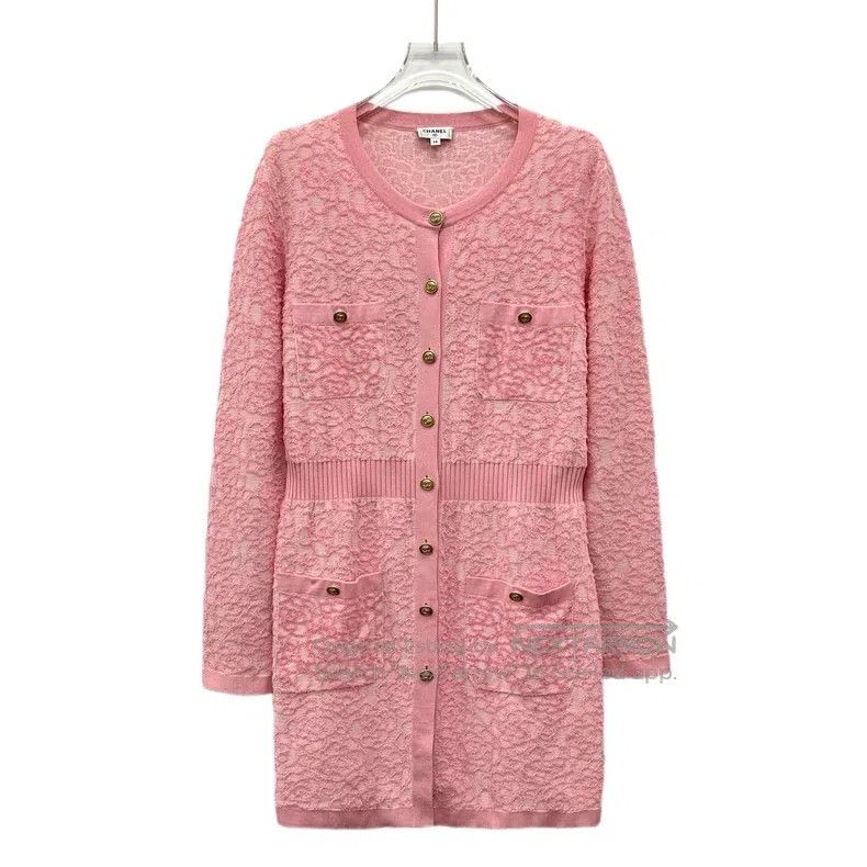 Chanel Pink camelia cotton round-neck single-breasted long