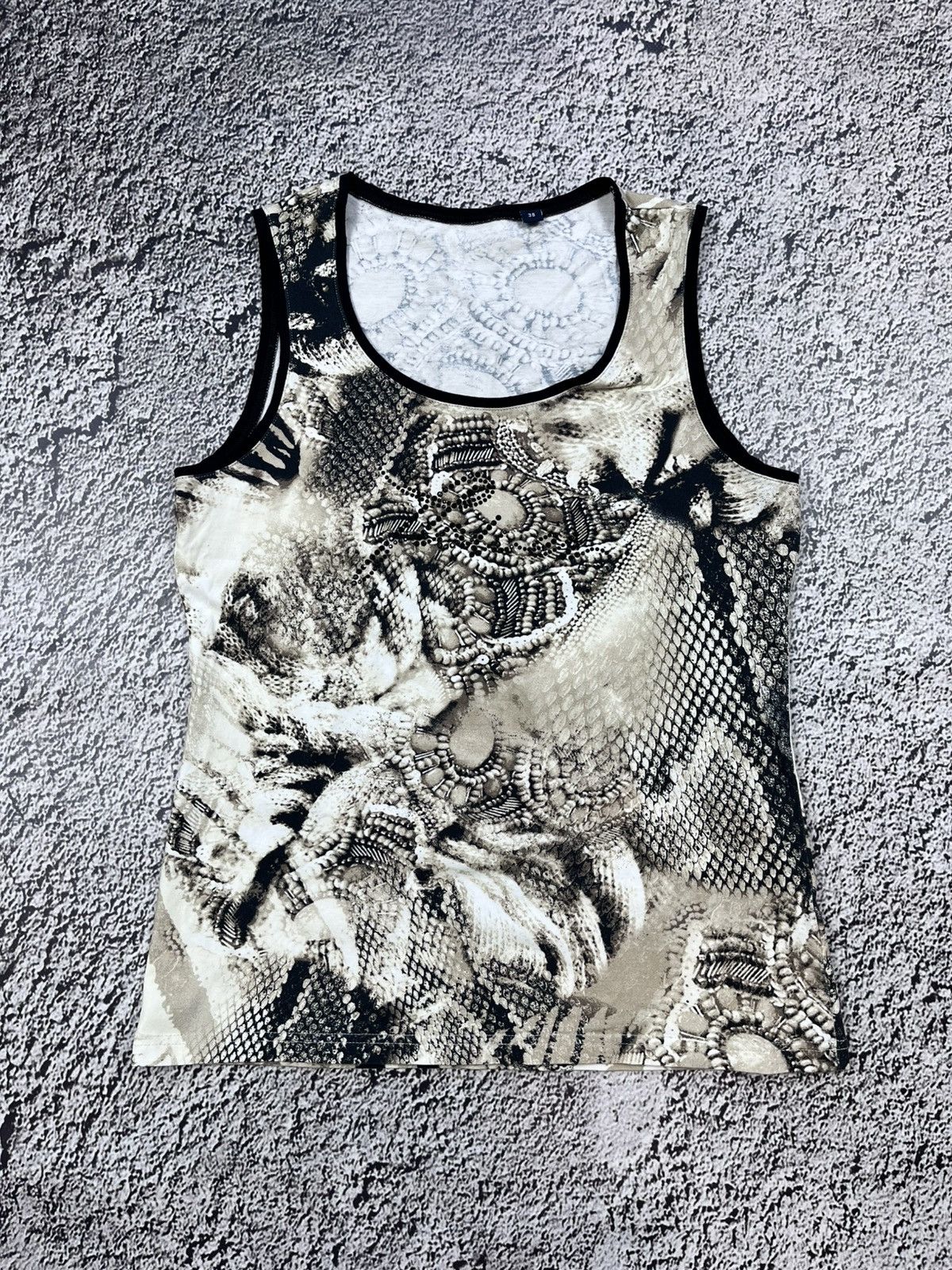 Vintage Vintage Y2K Cavalli vibe printed luxury tank top size 38 Size XS / US 0-2 / IT 36-38 - 1 Thumbnail