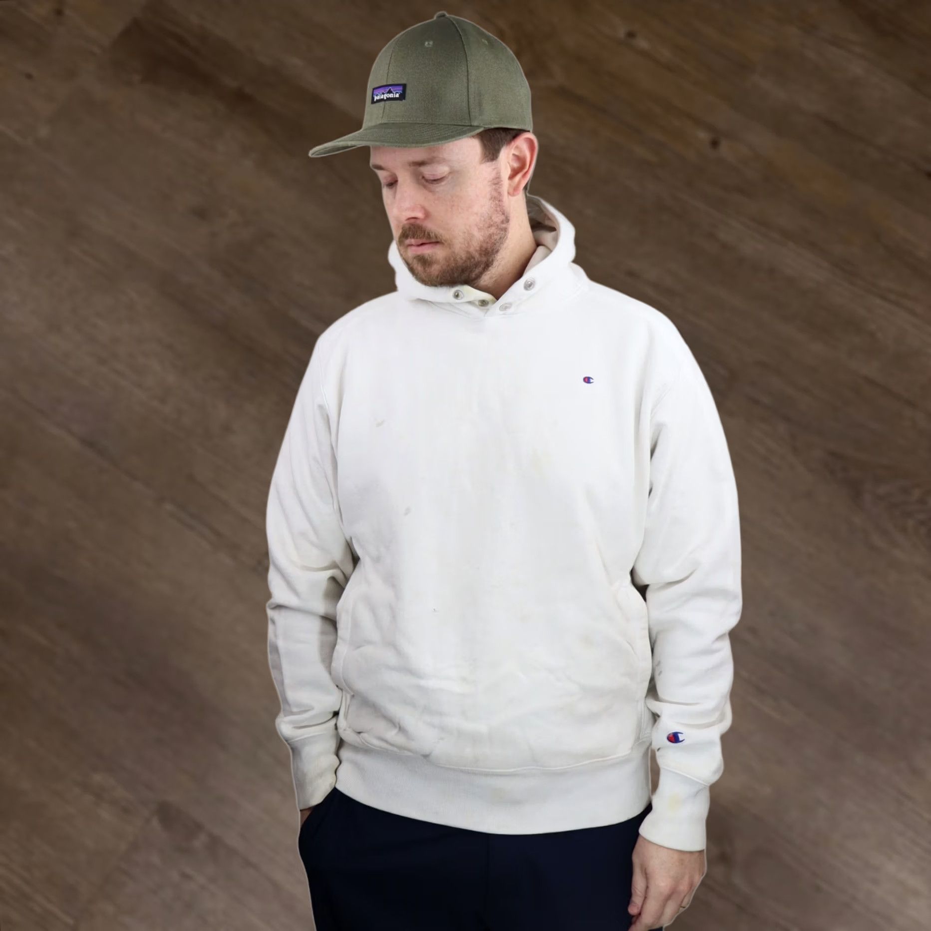 Champion VINTAGE Champion Reverse Weave Distressed Hoodie Sweatshirt Mens Medium White Pullover Size US M / EU 48-50 / 2 - 1 Thumbnail
