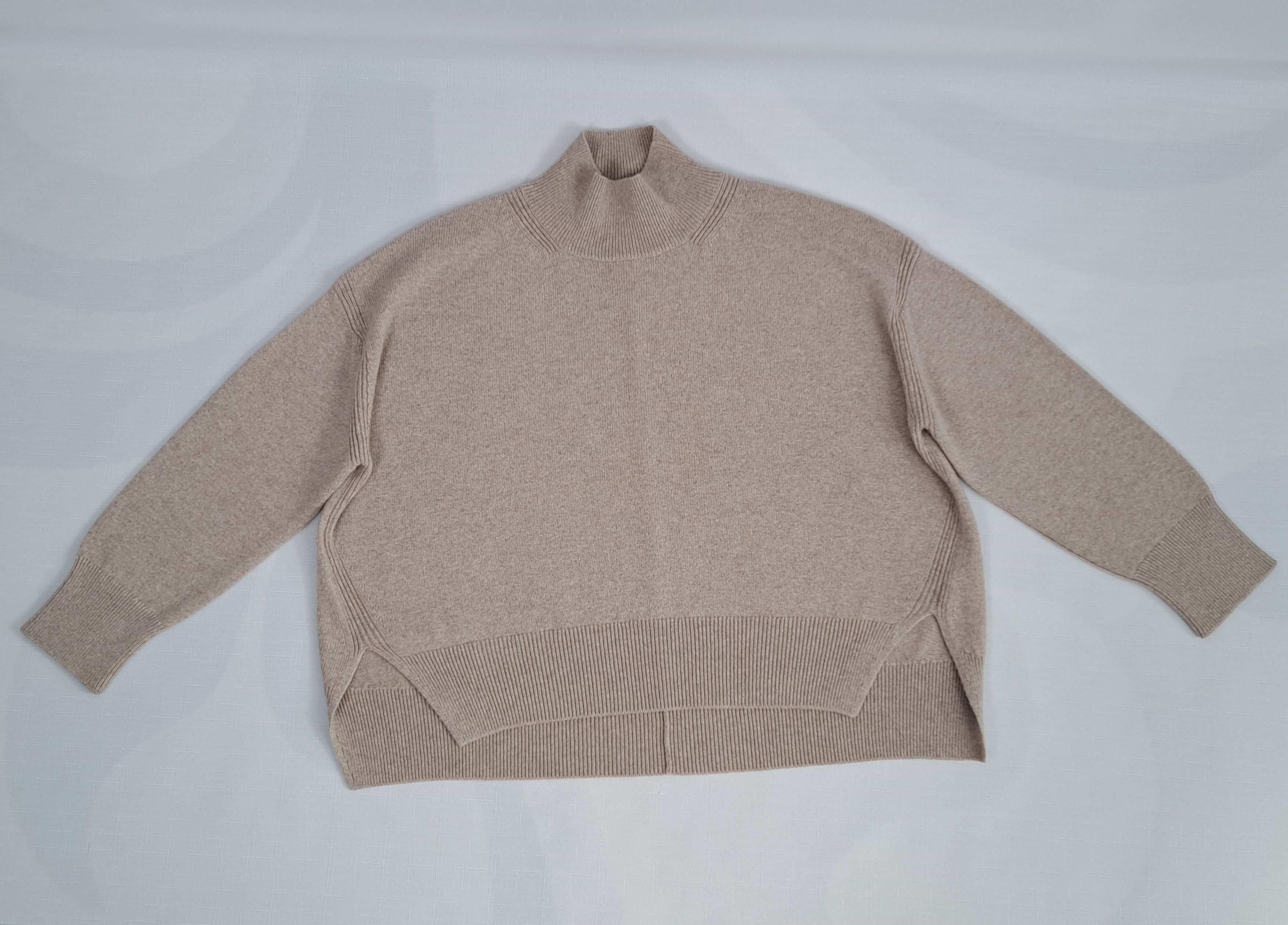 Barrie BARRIE Iconic oversized roll-neck cashmere jumper. Size L Size L / US 10 / IT 46 - 5 Thumbnail