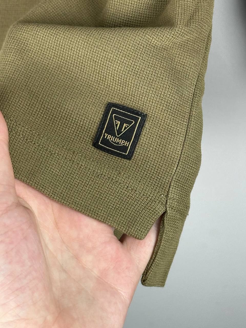 Vintage Triumph Motorcycle Khaki Waffle Long Sleeve T Shirt Size US M / EU 48-50 / 2 - 6 Thumbnail