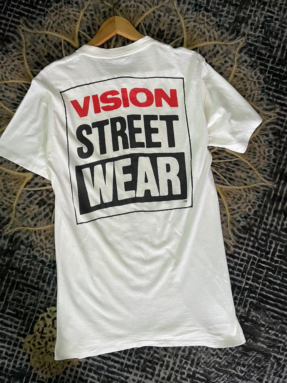 Vintage × Vision Streetwear Vintage 80s Single Stitch Vision Streetwear Spellout Size US L / EU 52-54 / 3 - 10 Thumbnail