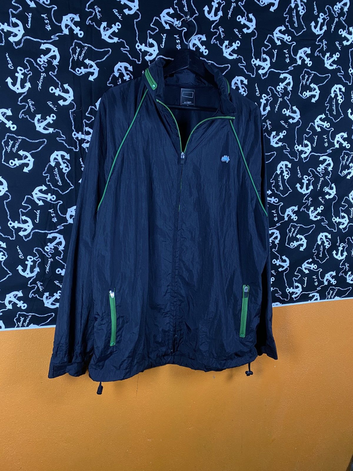 Japanese Brand Vintage Mackdaddy Nylon Windbreaker Black Green Piping Size US L / EU 52-54 / 3 - 5 Thumbnail